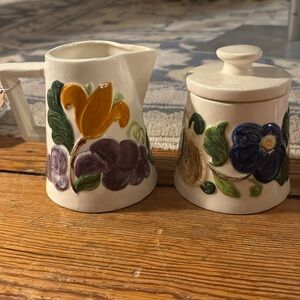 Creamer and sugar jar